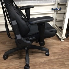 ゲーミングチェア FUNCERの画像
