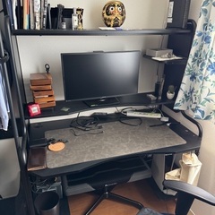 ゲーミングデスク