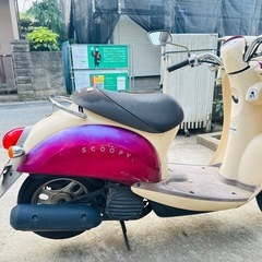 ホンダ　scoopy バイクの画像