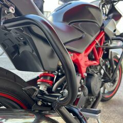 ホンダVTR-F２５０、ボディーカラー黒、赤フレーム、2017年式、自賠責R10年1月19日までの画像