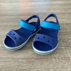 ベビークロックスサンダル

