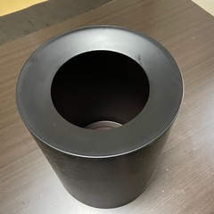 無料　モダンゴミ箱の画像