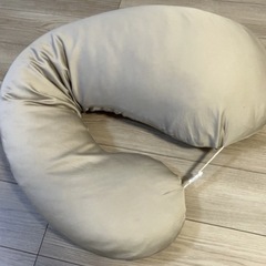 抱き枕の画像