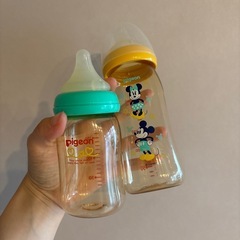 【使用感あり】哺乳瓶の画像