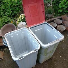 無料0円　雨水タンクに使ってました。ゴミ箱です。の画像