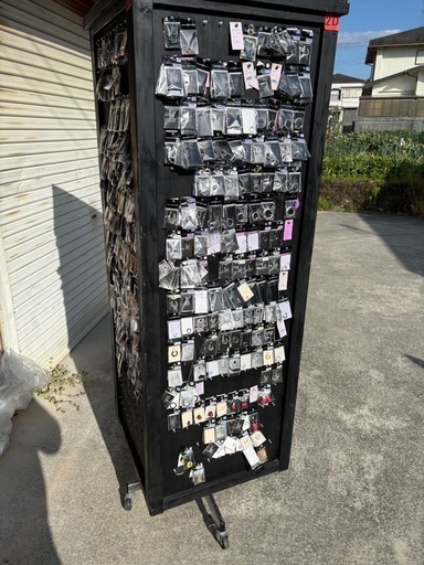 ピアスのケース　ピアス含む