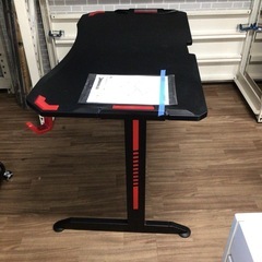 ゲーミングデスク ニトリ ウイン118の画像