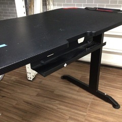ゲーミングデスク ニトリ ウイン118の画像