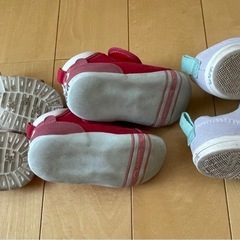 記名ありますが、気にならない方❁⃘*.ﾟ13cm こどもシューズの画像