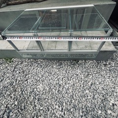 爬虫類ガラスゲージ