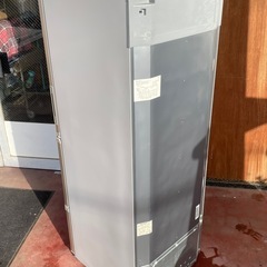 【除菌済み】SHARPシャープ/3ドア冷凍冷蔵庫/どっちもドア/右開き･左開き可能/350L/SJ-W352D-N/冷蔵庫保存/備蓄/買置き/キッチン/保存/2018年製/大型冷凍冷蔵庫/動作確認済み/3ドア/大容量/家族用/新生活/大家族/ファミリー/家電/電化製品/福岡市/糸島市/お買い替え対応/古い家電引取り処分可能/直接引取り/自社便配送可能 【JUN-PayPay】【クレジットカード･PayPay支払い可能】の画像