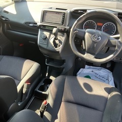 トヨタ ウイッシュ 1.8X 4WD 人気のパールの画像
