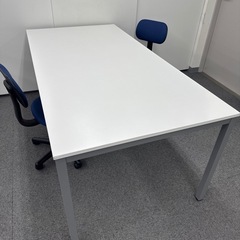 オフィス用机の画像