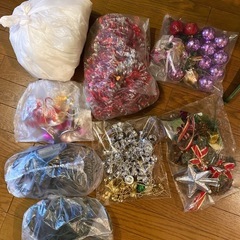 クリスマスツリーと装飾品セット　150cmの画像