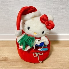 ハローキティ くまのプーさん 雪だるま ぬいぐるみの画像