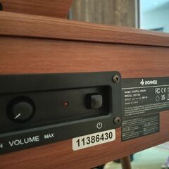 電子ピアノの画像