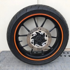 ktm duke125     タイヤ150/60R/17 デューク　