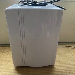 ポータブルミニ冷蔵庫
