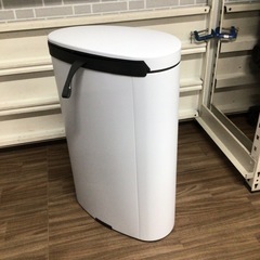 brabantia ペダル式ゴミ箱 40L ステンレス製の画像