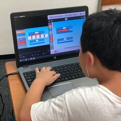 小学生向けプログラミング教室の講師バイト｜大学生歓迎｜未経験OK
