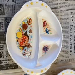 子供用食事プレート3枚の画像