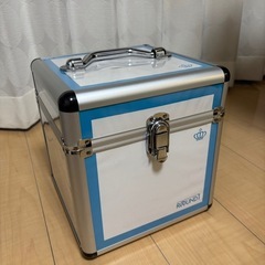 ボーリングの玉の画像