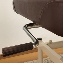 施術ベッド　整体　エステの画像
