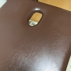 施術ベッド　整体　エステの画像