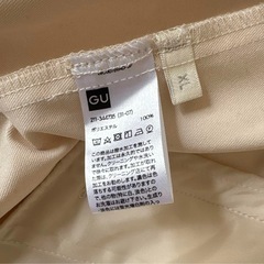 GU ジーユー　マウンテンパーカーの画像