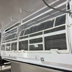 I355 🌈 ジモティー限定価格！ SHARP エアコン 2.2kw エアコン おもに6畳用 ⭐ 動作確認済 ⭐ クリーニング済の画像