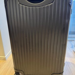 63Lスーツケースの画像