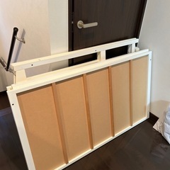 ベビーベッド　白