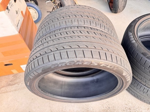 【USED】TOYOタイヤPROXES FD1 245/40/20