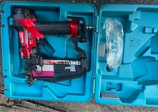 値下げ！マキタ　Makita AT450H 高圧エア釘打機