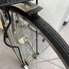 27インチ 自転車 変速なし 鍵付き カゴ ライトあり シンプル シルバー 札幌市手稲区の画像
