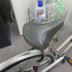27インチ 自転車 変速なし 鍵付き カゴ ライトあり シンプル シルバー 札幌市手稲区の画像