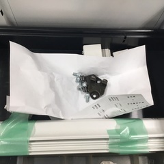 【中古】木目調片袖デスク３台（組み立て式/解体済）4400円で販売中！の画像