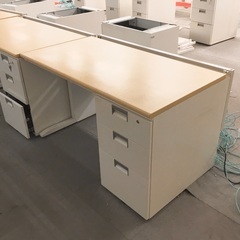 【中古】木目調片袖デスク（組み立て式/解体済）4400円で販売中！