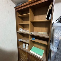 【無料】昭和レトロな本棚の画像