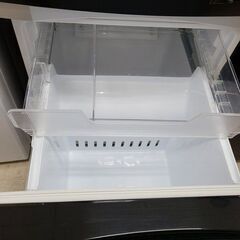 J9472 TOSHIBA　トウシバ　２ドア冷蔵庫　GR-R15BS-K　セミマットブラック　2020年製　クリーニング済み【リユースのサカイ柏店】参考価格42,350円の画像