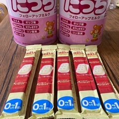 フォローアップミルク2缶　ほほえみらくらくキューブ5袋