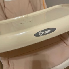 ベビーチェアー、ゆりかごの画像