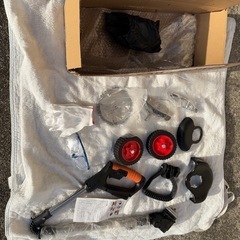 バッテリー充電式草刈機