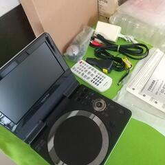 東芝 TOSHIBA 7インチ ポータブルDVDプレーヤー SD-P73SW 通電OK 訳ありの画像