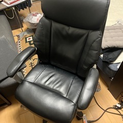 昇降機能付き回転椅子