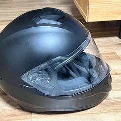 バイクのヘルメットの画像