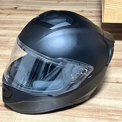 バイクのヘルメットの画像