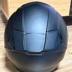 バイクのヘルメットの画像