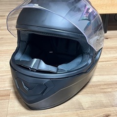 バイクのヘルメットの画像