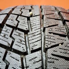 タイヤ未走行に近い【YK iG70 165/70R14】スタッドレス【スチールホイール 14インチ 5J4HPCD100】ハブ径54mm 23年製 ヴィッツ等 　(KTN358)の画像